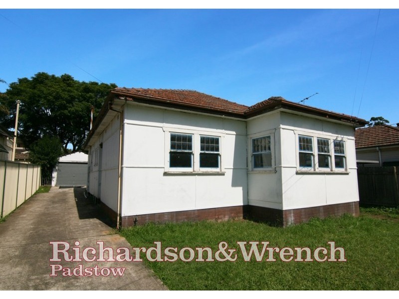 23 Rowland Street, Revesby NSW 2212