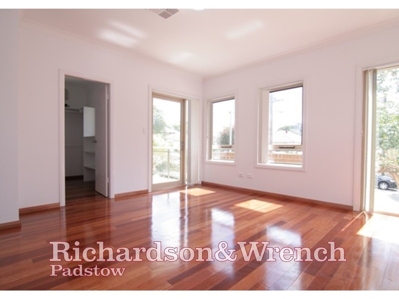 1/61 Marco Avenue, Revesby NSW 2212