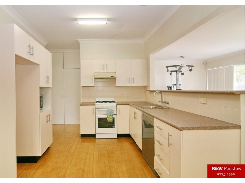 42  Chamberlain Road, Padstow NSW 2211