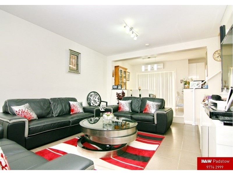 3/2 Jensen Street, Condell Park NSW 2200