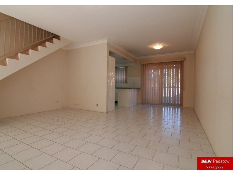 3/57  Bellevue Avenue, Georges Hall NSW 2198