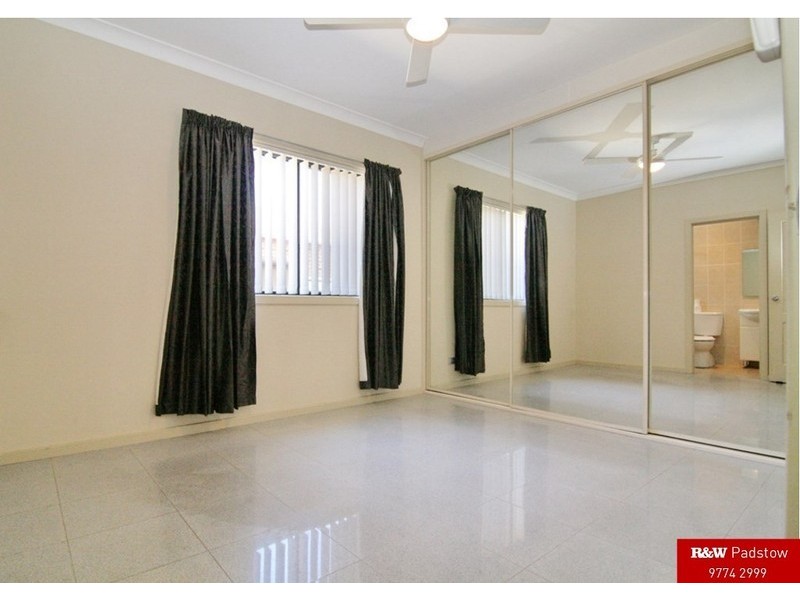 8/48-50  Olive Street, Condell Park NSW 2200