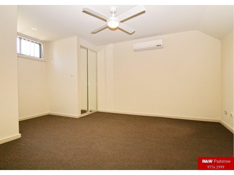 8/48-50  Olive Street, Condell Park NSW 2200