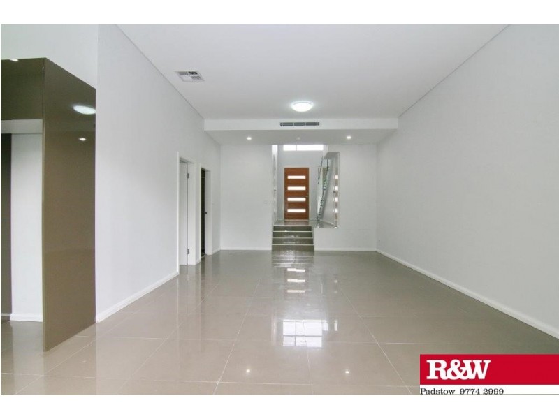 6A Tallawarra Avenue, Padstow NSW 2211