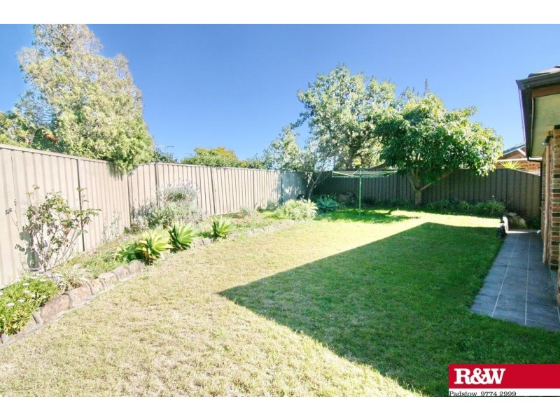 6 Walsh Close, Illawong NSW 2234