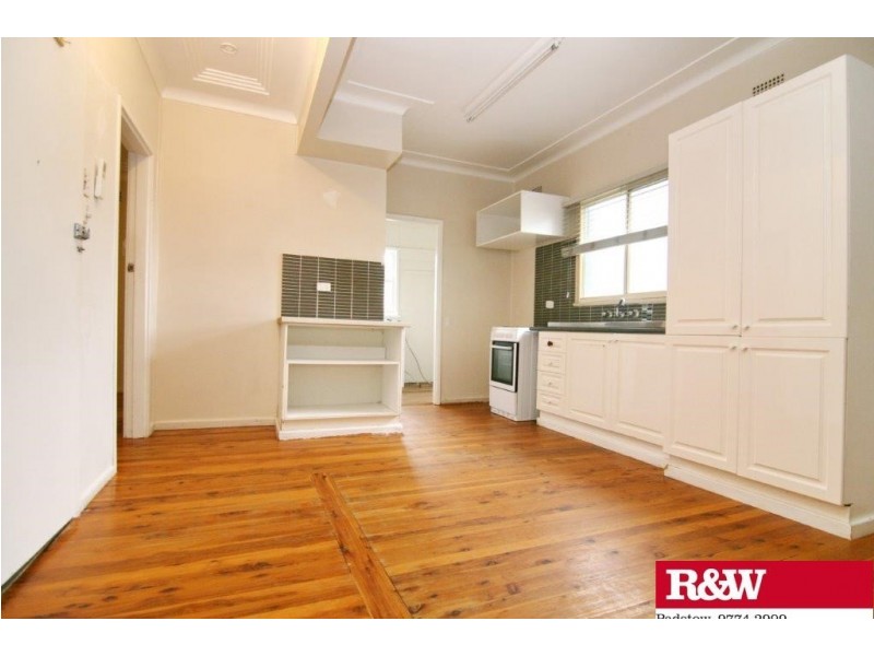 2 Tony Crescent, Padstow NSW 2211