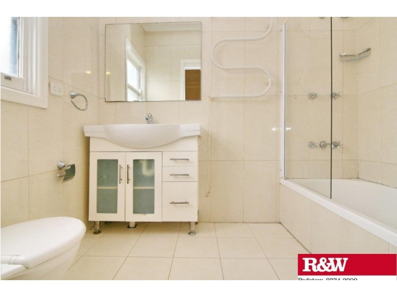 2 Tony Crescent, Padstow NSW 2211