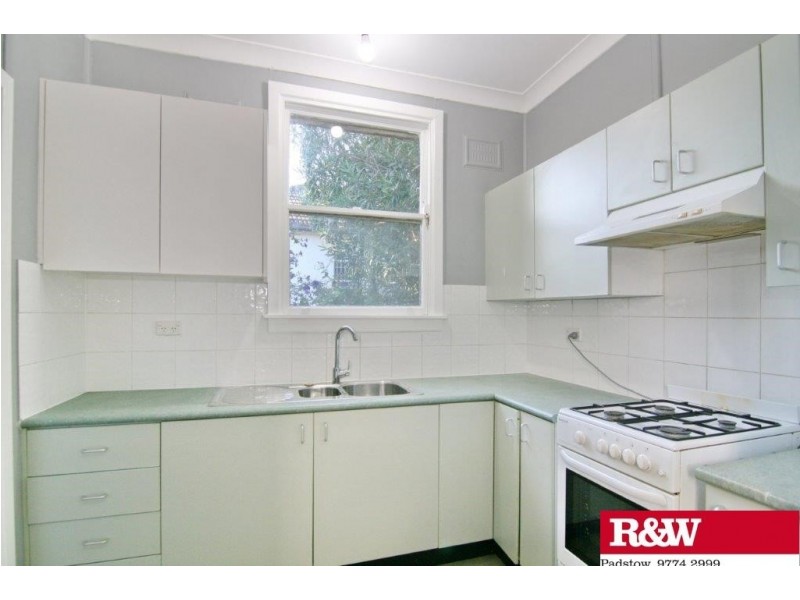 30 Wyatt Avenue, Padstow NSW 2211