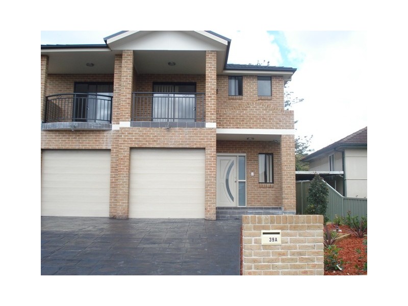 39A Tompson Rd, Revesby NSW 2212