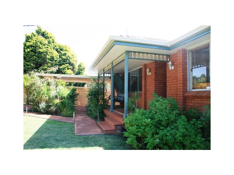 42 Churchill Road, Padstow Heights NSW 2211
