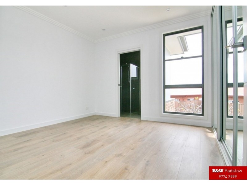 112 Centaur Street, Revesby Heights NSW 2212