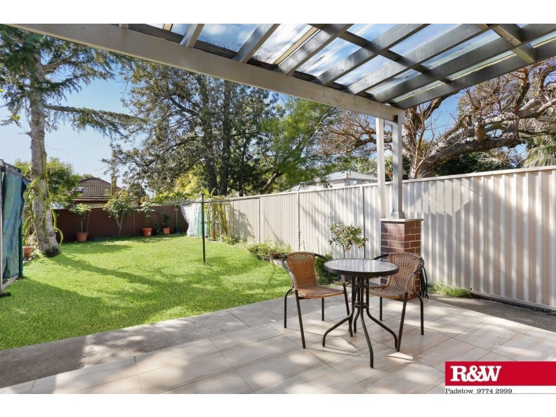 1B Worsley Street, East Hills NSW 2213