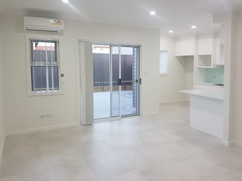 1/31A Gowland Parade, Panania NSW 2213