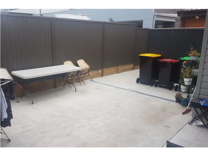 1/31A Gowland Parade, Panania NSW 2213