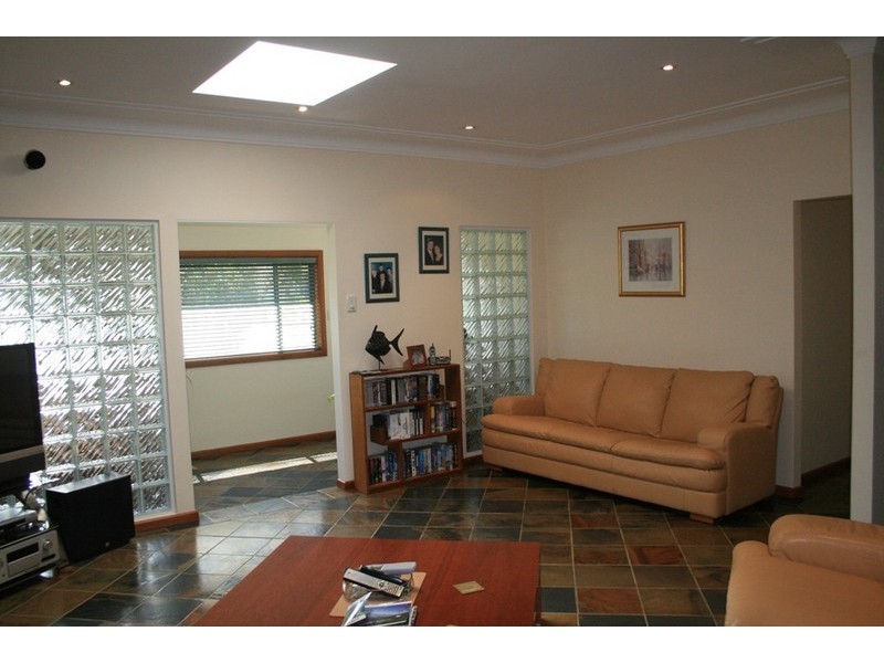 5 Alamein Rd, Revesby Heights NSW 2212