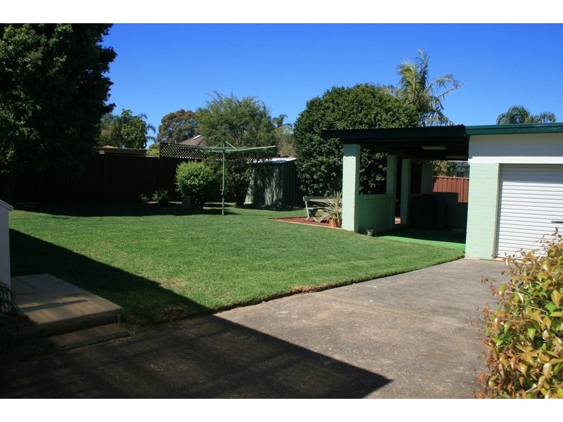 5 Alamein Rd, Revesby Heights NSW 2212