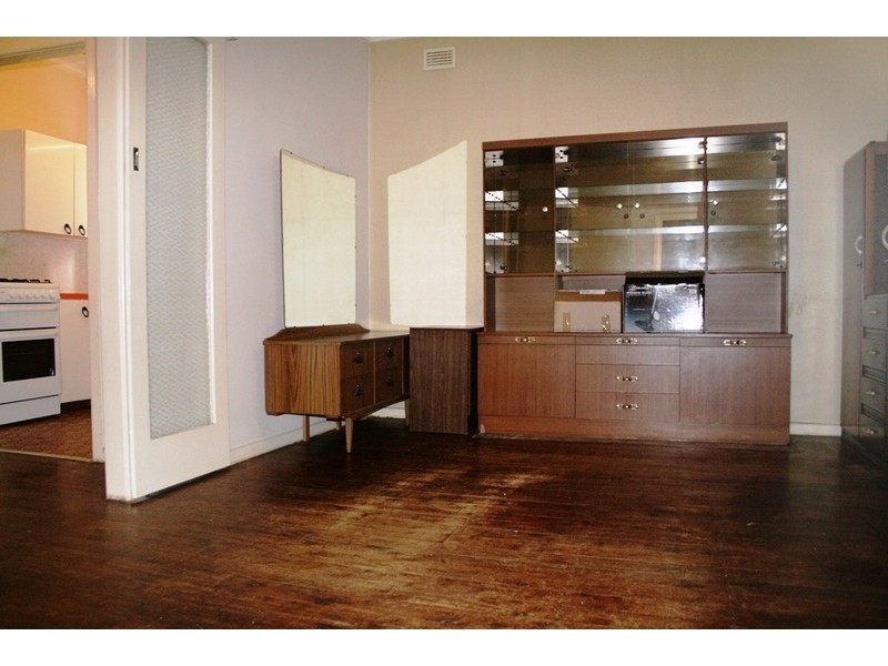 12 MARLIS AVENUE, Revesby NSW 2212