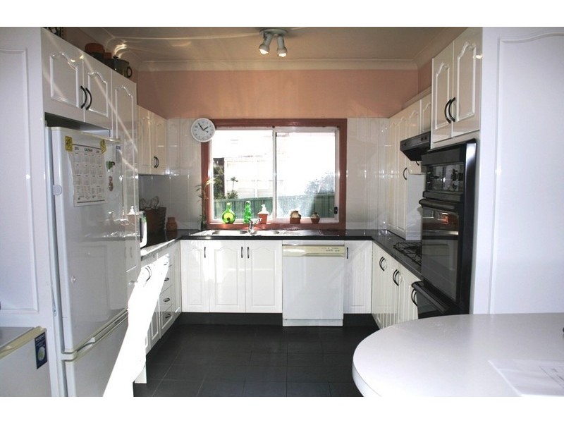 8 Wilberforce Road, Revesby NSW 2212