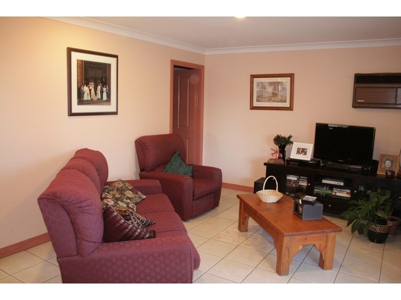 8 Wilberforce Road, Revesby NSW 2212