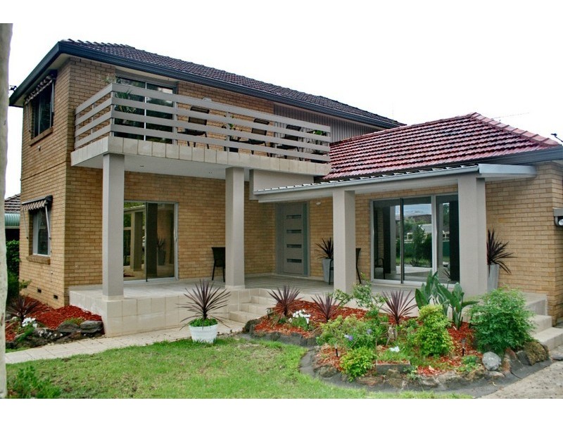 23 Rex Road, Georges Hall NSW 2198