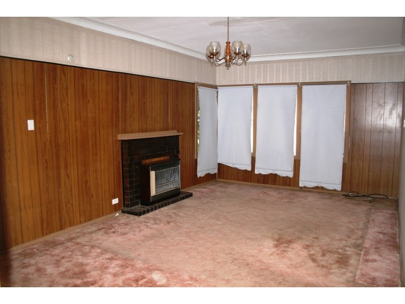 42 Braesmere Rd, Panania NSW 2213