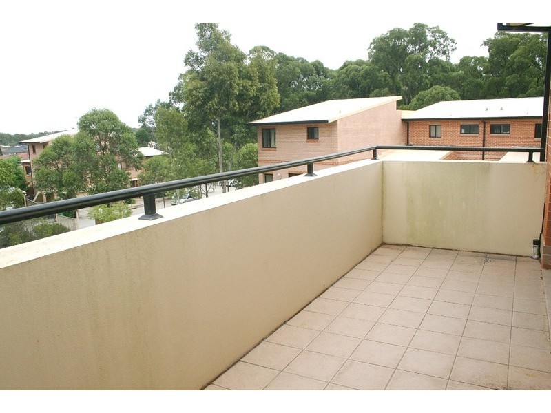 37/68 Davies Road, Padstow NSW 2211