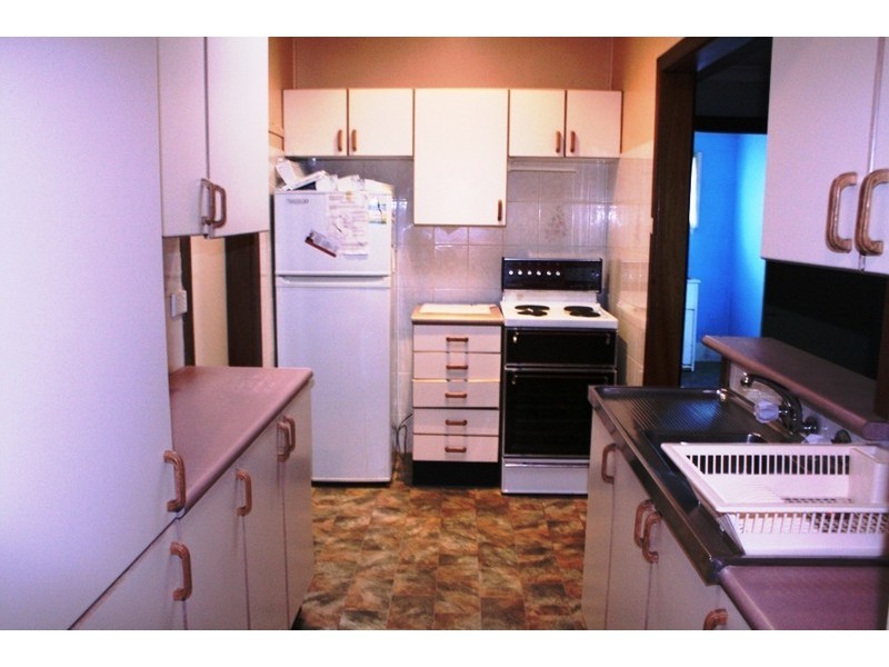 16 Hall Cres, Padstow NSW 2211