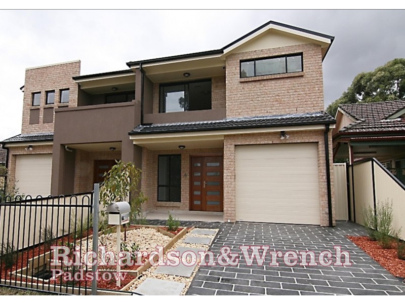 15a Worsley St, East Hills NSW 2213
