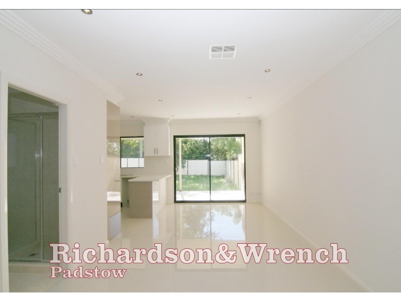 15 Worsley Street, East Hills NSW 2213
