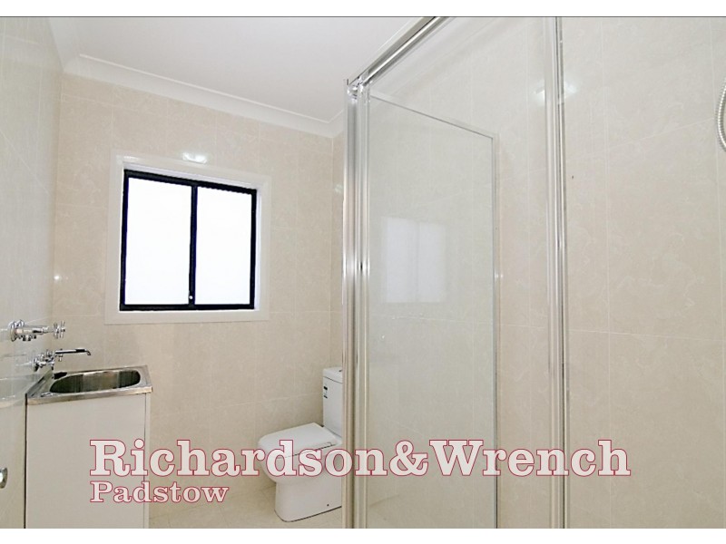 15 Worsley Street, East Hills NSW 2213