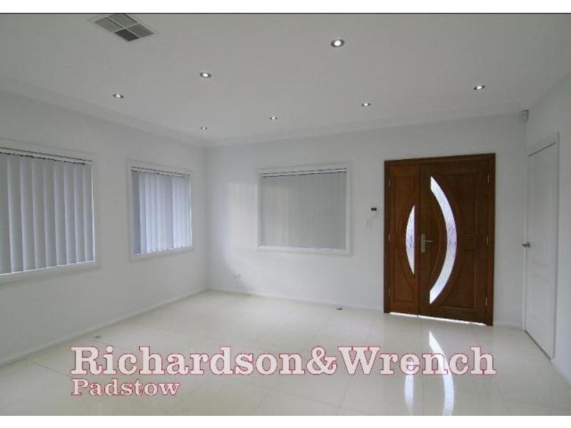 2 Fenton Street, Panania NSW 2213