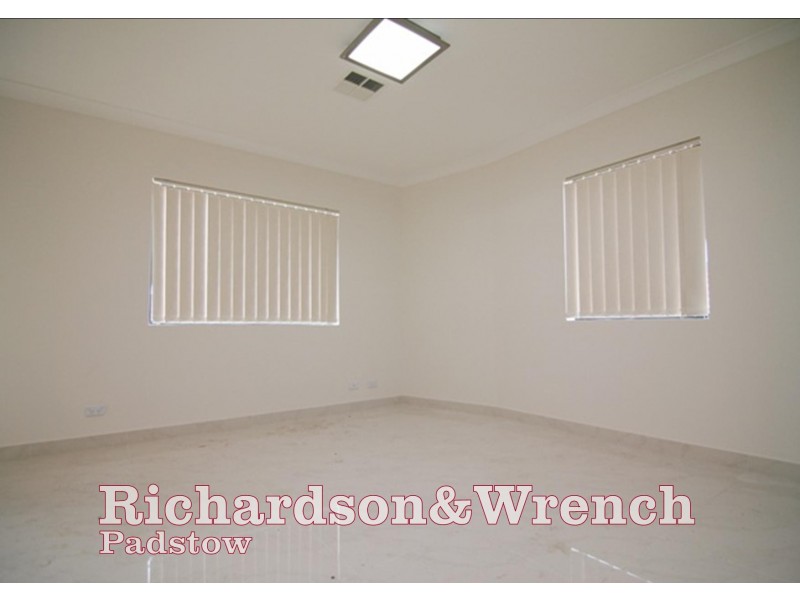 14 Mahnken Avenue, Revesby NSW 2212