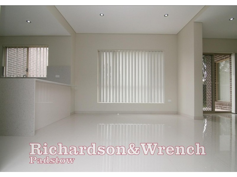 7 Dowding Street, Panania NSW 2213