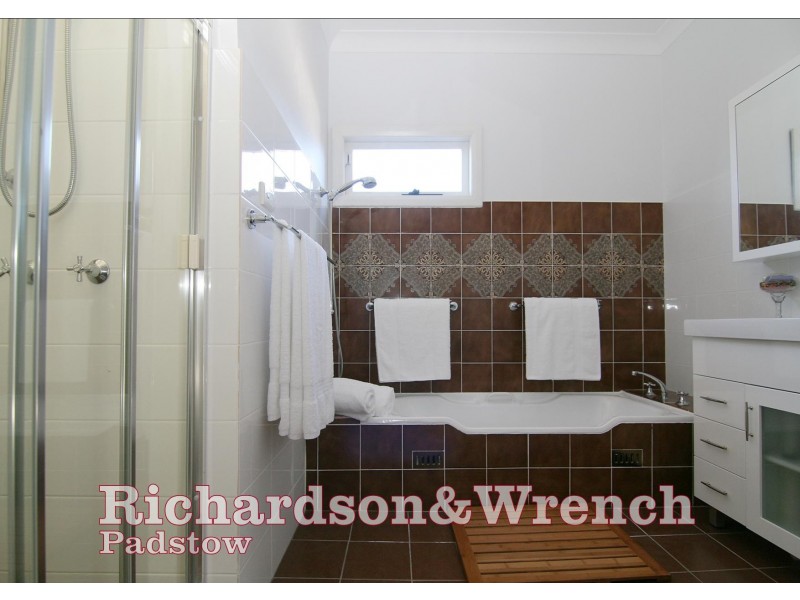 30 IAN CRESCENT, Chester Hill NSW 2162