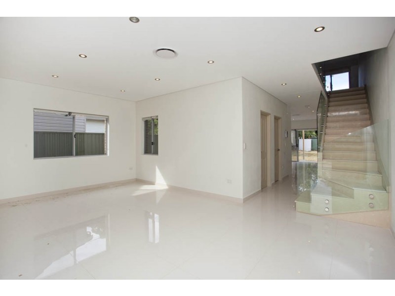 7 Nina Street, Revesby NSW 2212