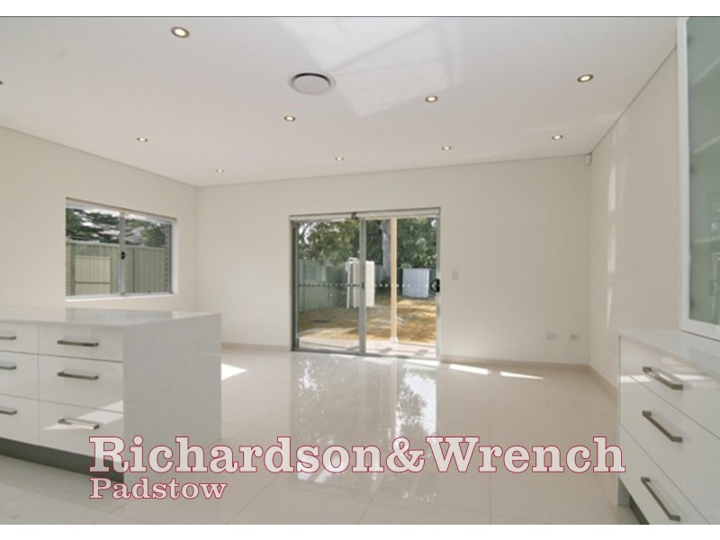 7 Nina Street, Revesby NSW 2212