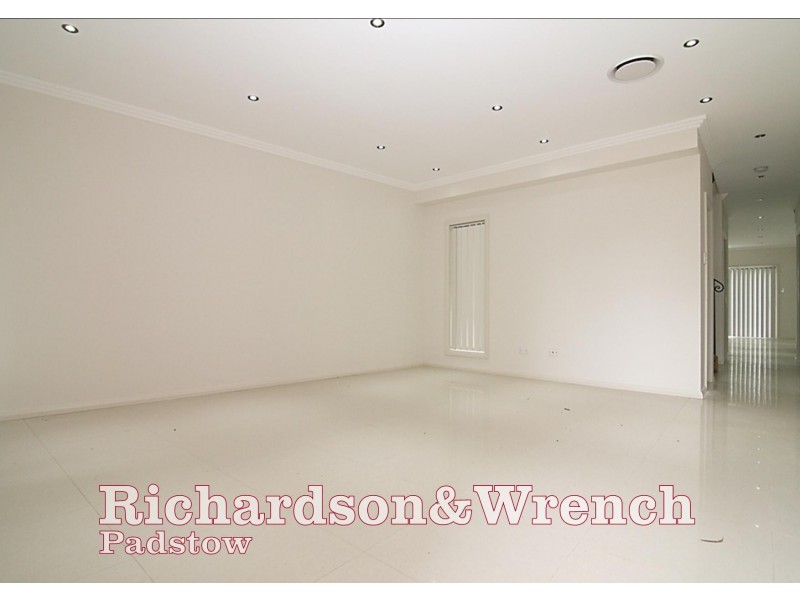 28 Robb Street, Revesby NSW 2212