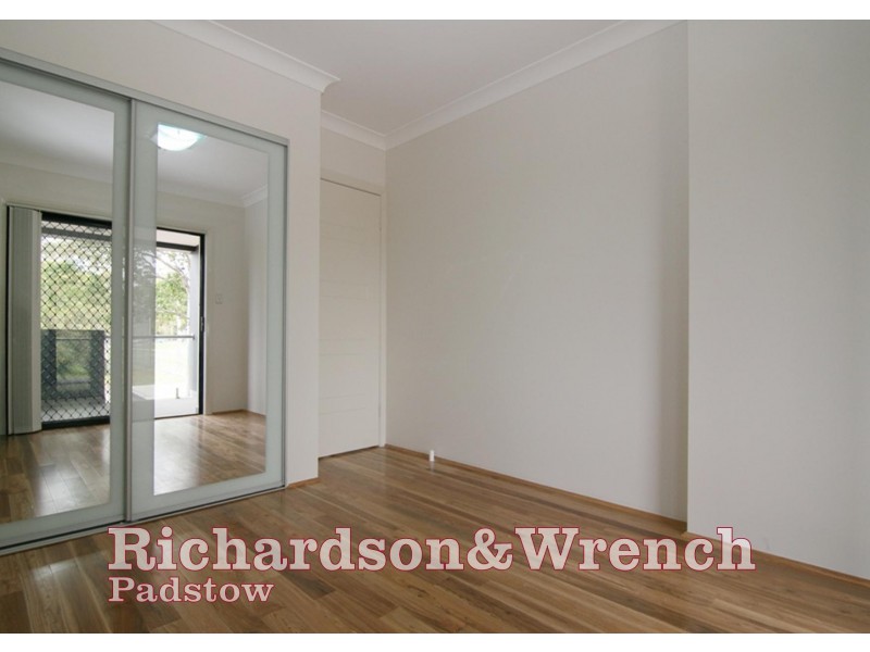 28 Robb Street, Revesby NSW 2212