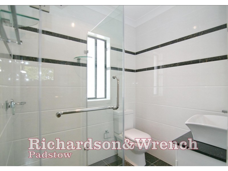 28 Robb Street, Revesby NSW 2212