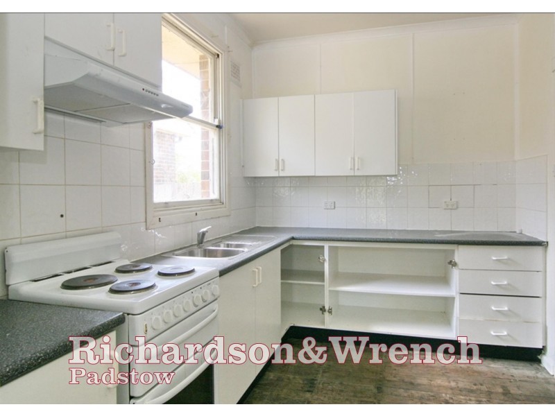 2 Murphy Street, Revesby NSW 2212