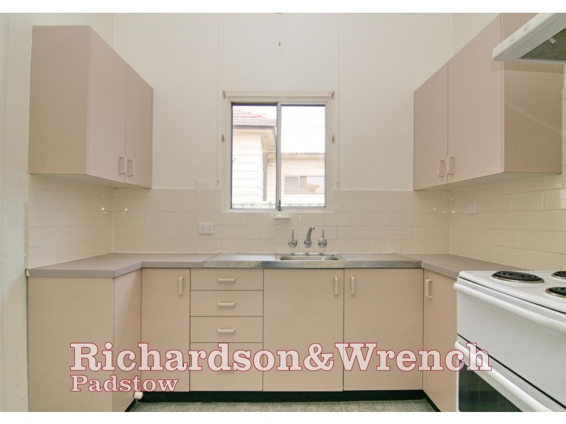 4 Fenton Street, Panania NSW 2213