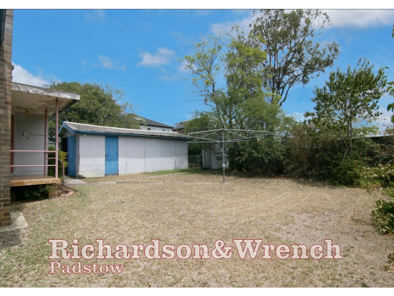 4 Fenton Street, Panania NSW 2213