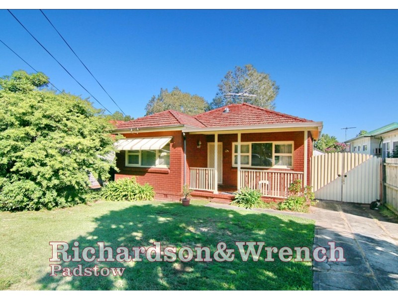 38 Kiora Street, Panania NSW 2213