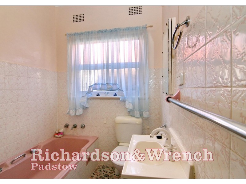 38 Kiora Street, Panania NSW 2213