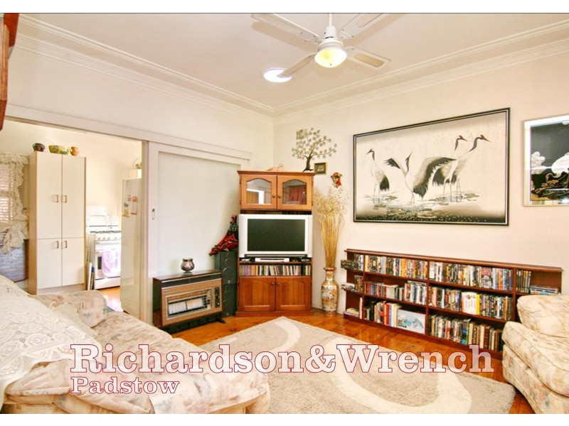 38 Kiora Street, Panania NSW 2213