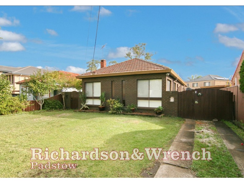 2 Uralla Avenue, Padstow NSW 2211