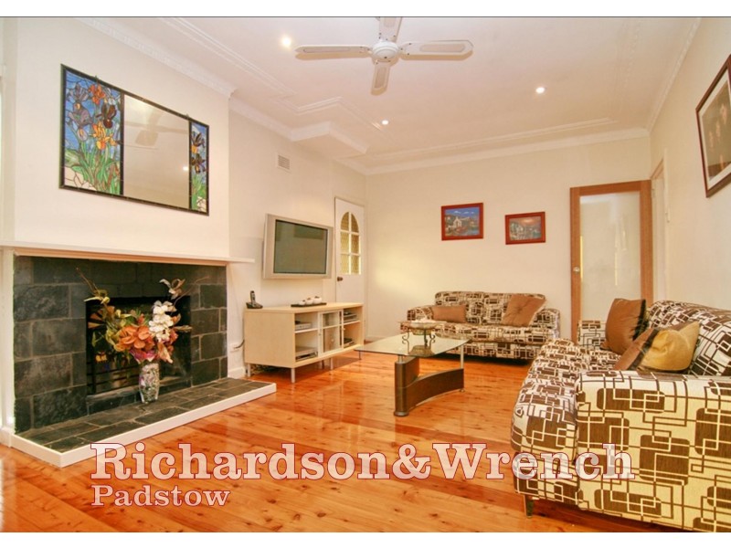 2 Uralla Avenue, Padstow NSW 2211