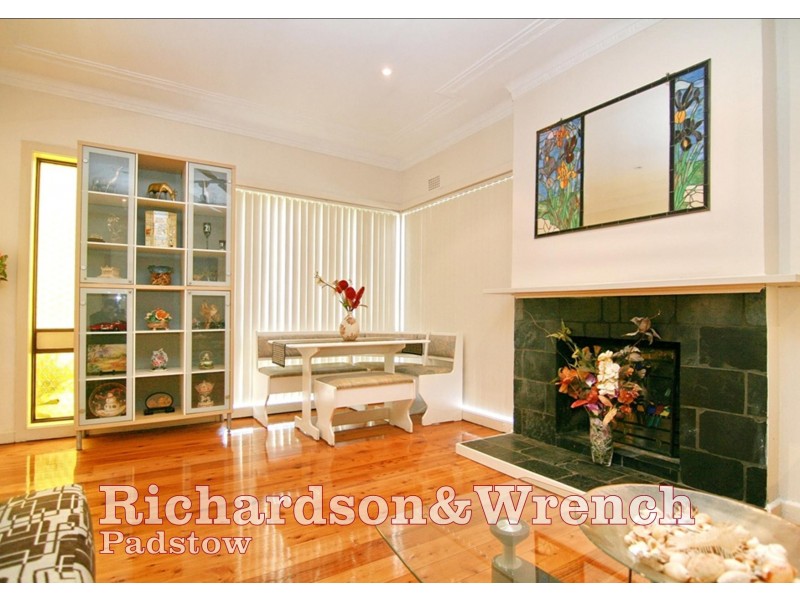 2 Uralla Avenue, Padstow NSW 2211