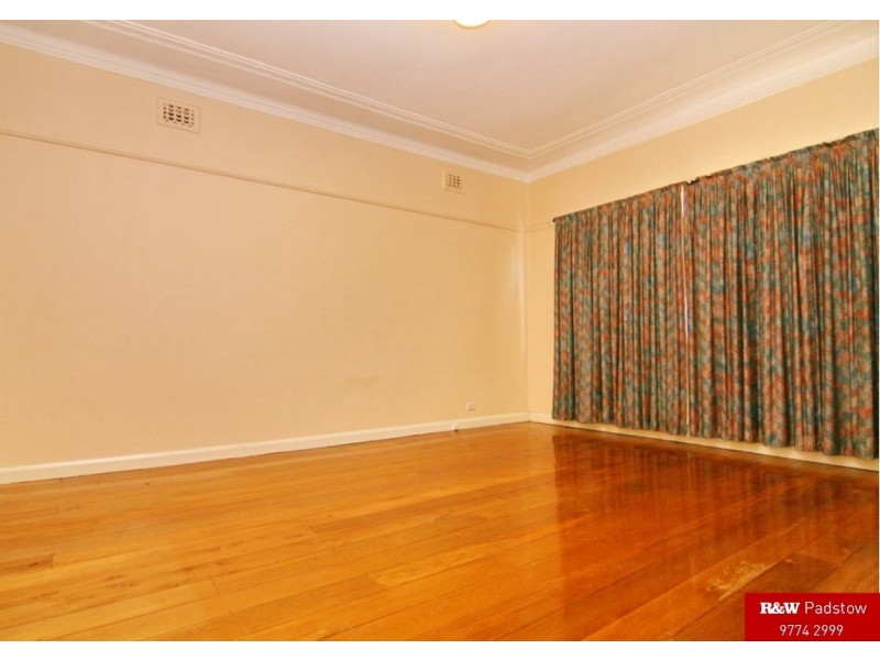 26 Swan Street, Revesby NSW 2212