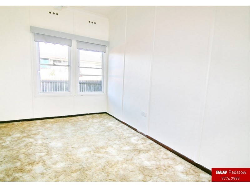 19 Cammarlie Street, Panania NSW 2213